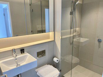 JC Waterfront Apartments Collins Wharf - Accommodation BNB 4