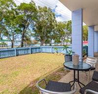 Charm  Comfort in this Ground floor unit with water views Welsby Pde Bongaree - Accommodation BNB