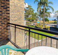 Great location close to waterfront Shops Restaurants  Cafes. - Accommodation BNB