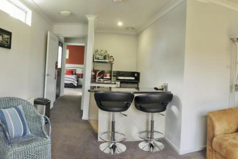 Ulverstone River Retreat - Accommodation BNB 4