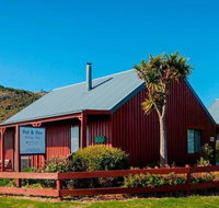 Stanley Hotel  Apartments - Accommodation BNB