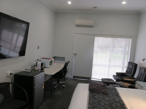 Motel24seven - Accommodation BNB 4
