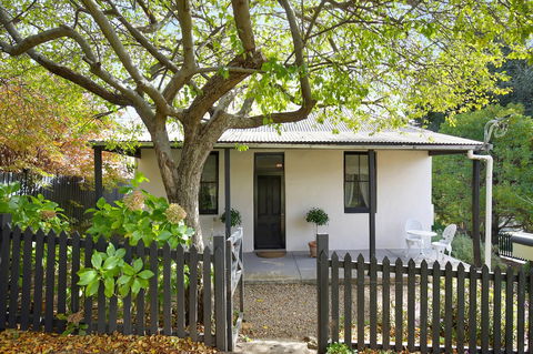 Hills Havens Cottages - Accommodation BNB 1