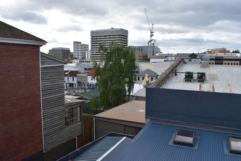 Hobarts Accommodation & Hostel - Accommodation BNB 2
