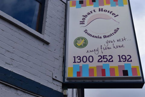 Hobarts Accommodation & Hostel - Accommodation BNB 3