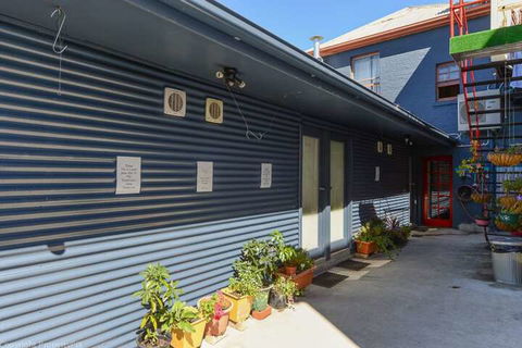 Hobarts Accommodation & Hostel - Accommodation BNB 4
