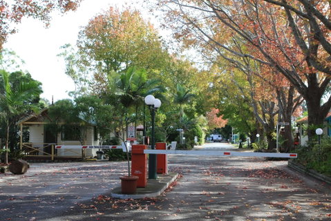 Lani's Holiday Island - Caravan Park - Accommodation BNB 1