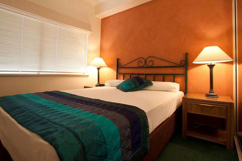 Mid City Luxury Suites - Accommodation BNB 5