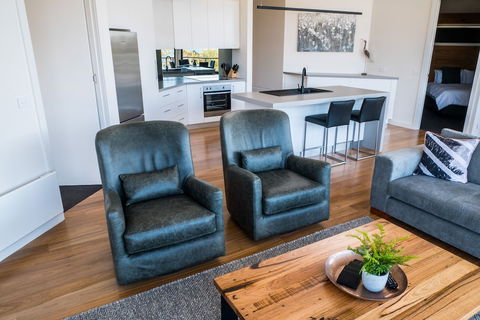 At The Bay - Accommodation BNB 5