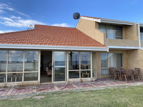 Lands Edge - Accommodation BNB 1