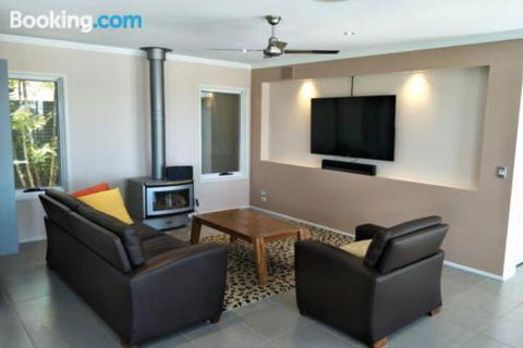 Coolangatta Gold - Accommodation BNB 5