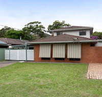 Willows at the Bay 111 Horace St. Large House with Aircon WIFI  Boat Parking. - Accommodation BNB