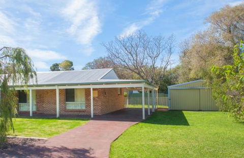 Anchors Away - Accommodation BNB 4
