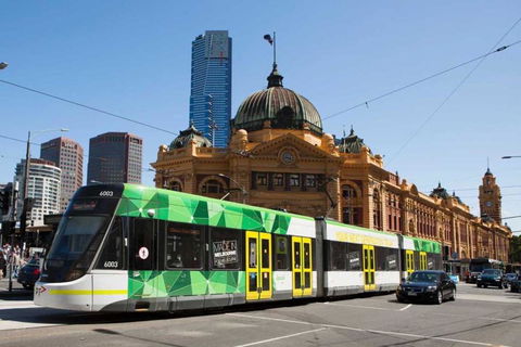A Spacious & Central 2BR Apt Near Flinders Station - Accommodation BNB 4