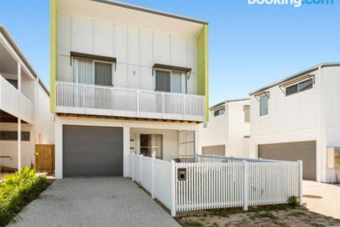 SEASIDE By THE BEACH - Accommodation BNB 3