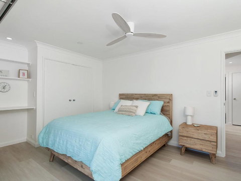 Forever Fingal At Fingal Bay - Accommodation BNB 6