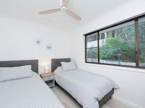 Forever Fingal At Fingal Bay - Accommodation BNB 2