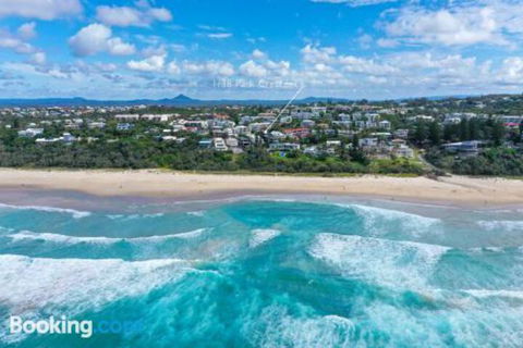 Ultimate Beachfront Living Sunshine Beach - Accommodation BNB 5