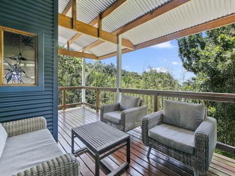Jonnies 134 Tramican Street - Accommodation BNB 2