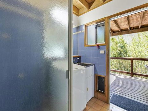 Jonnies 134 Tramican Street - Accommodation BNB 4