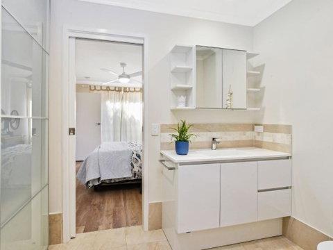 Little Plett - Accommodation BNB 4