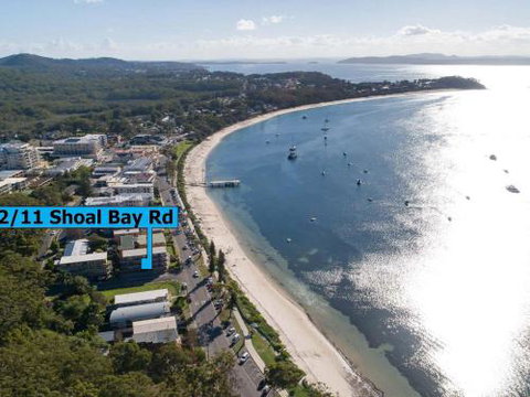2 Shoal Towers 11 Shoal Bay Rd Across The Road To Beautiful Shoal Bay Beach - Accommodation BNB 0