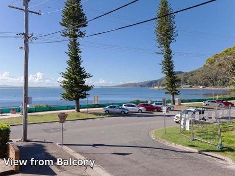 2 Shoal Towers 11 Shoal Bay Rd Across The Road To Beautiful Shoal Bay Beach - Accommodation BNB 5