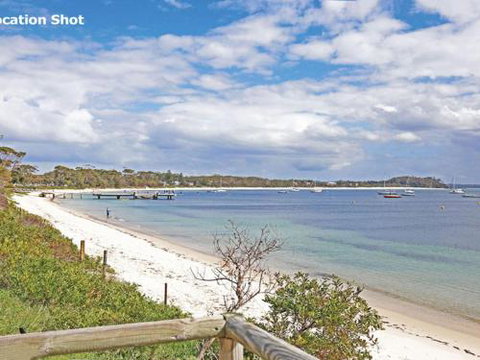 2 Shoal Towers 11 Shoal Bay Rd Across The Road To Beautiful Shoal Bay Beach - Accommodation BNB 3