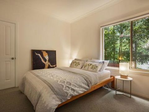 Birdsong At Hyams Beach 4pm Check Out Sundays - Accommodation BNB 4