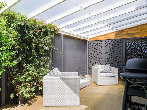 Blissful Bungalow - Accommodation BNB 2