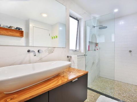 Arklow I Pet Friendly With Ocean Views - Accommodation BNB 1