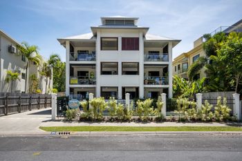 Oceansprey Beachfront Apartments - Accommodation BNB 0