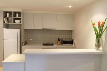 Executive Elwood Apartment - Accommodation BNB 1