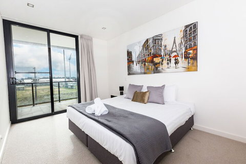 Trendy Self Contained City Apartment - Accommodation BNB 6