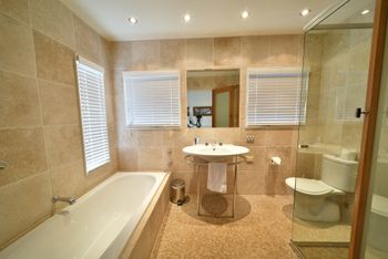 Mountain Vista 4 - Accommodation BNB 5