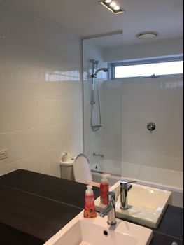 V Apartment - Accommodation BNB 4
