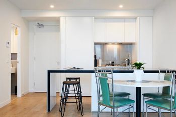 Stunning Harbour & City View Loft - Accommodation BNB 1