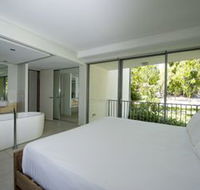 Blue on Blue Apartment 811 - Accommodation BNB