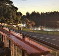 Wallis View Lakeside Family Retreat - Accommodation BNB