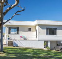 Toms Beach House - Accommodation BNB
