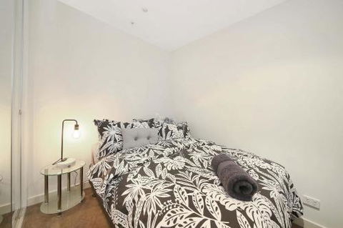 A Cozy 2BR CBD Apartment Near Bourke St. Mall - Accommodation BNB 1
