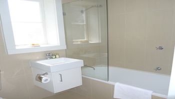 The Apartment Service LB001 - Accommodation BNB 2