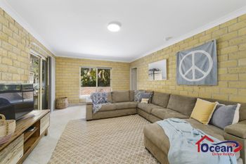BEACHSIDE HIDEAWAY BONNY HILLS - Accommodation BNB 6
