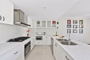 Deluxe Sydney Central Penthouse With Pool & Gym - Accommodation BNB 5