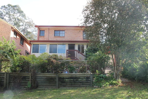 Surf Beach Family Friendly Home - Accommodation BNB 2