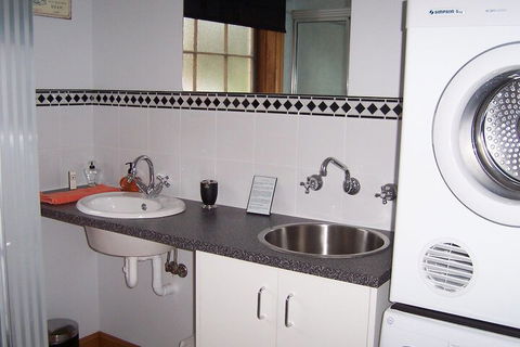 Cottage On Gunning - Accommodation BNB 6