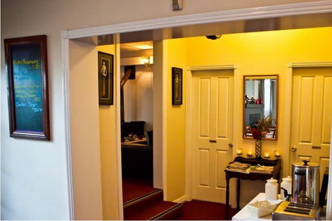 Abbotsleigh Motor Inn - Accommodation BNB 1