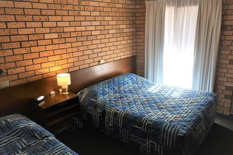 Newell Motor Inn - Narrandera - Accommodation BNB 7