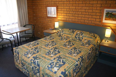 Newell Motor Inn - Narrandera - Accommodation BNB 5