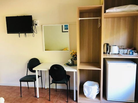 Jurien Bay Hotel - Accommodation BNB 4